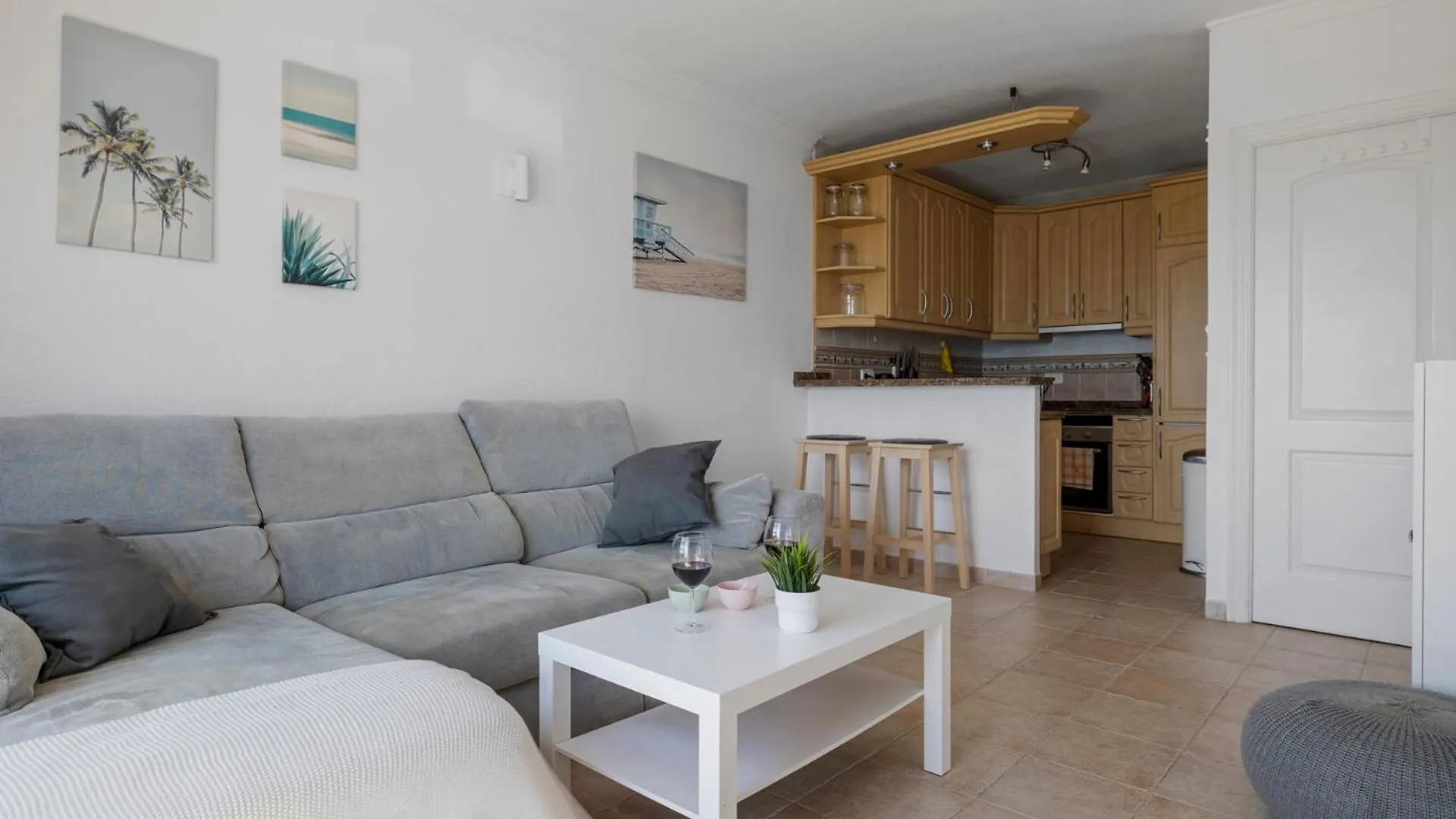 Seaview Apartment Near Golf With Pool By Costarentals - Ref 69 Sitio de Calahonda 0*,  Spain