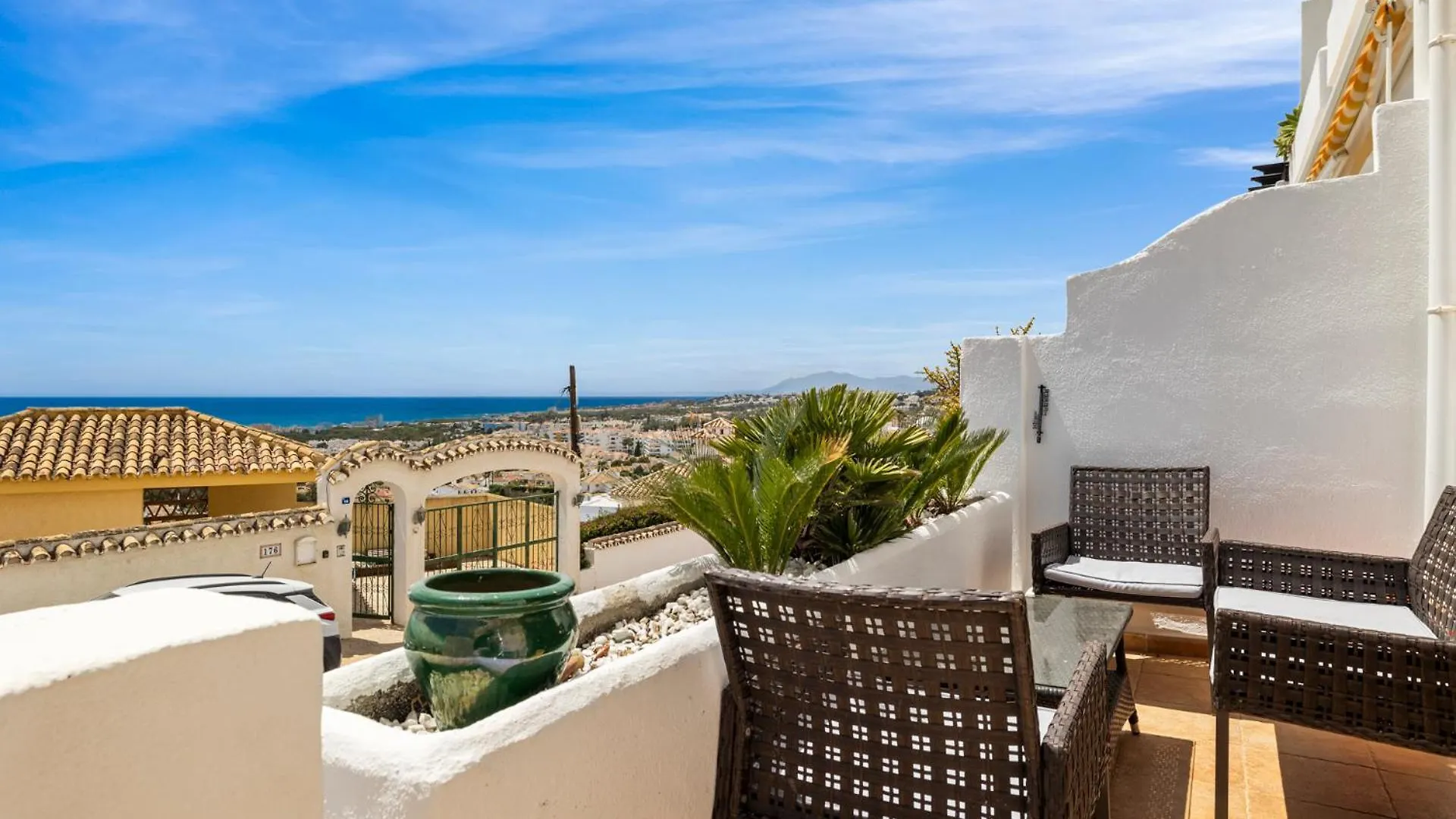 Seaview Apartment Near Golf With Pool By Costarentals - Ref 69 Sitio de Calahonda